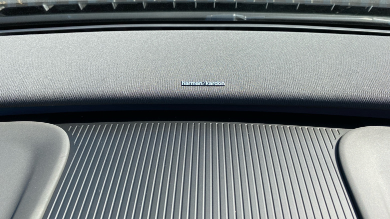 Volvo EX30 200kW SM Extended Range Ultra 69kWh 5dr Auto Electric Estate